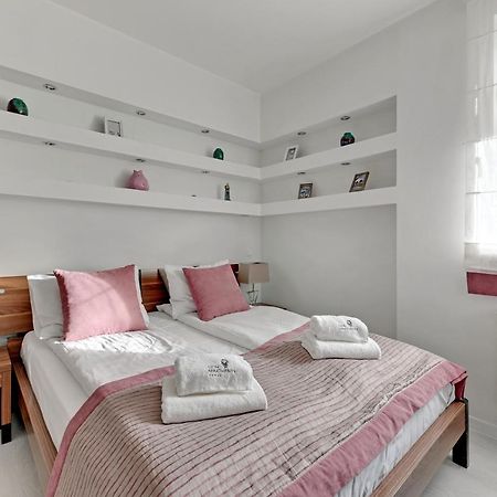 Lion Apartments - Bright Side โซพอต ภายนอก รูปภาพ